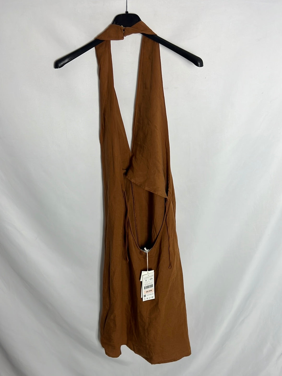 OYSHO. Vestido marrón espalda abierta. T.S