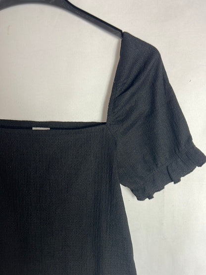 H&amp;M. Black textured top with ruffled sleeves. TS
