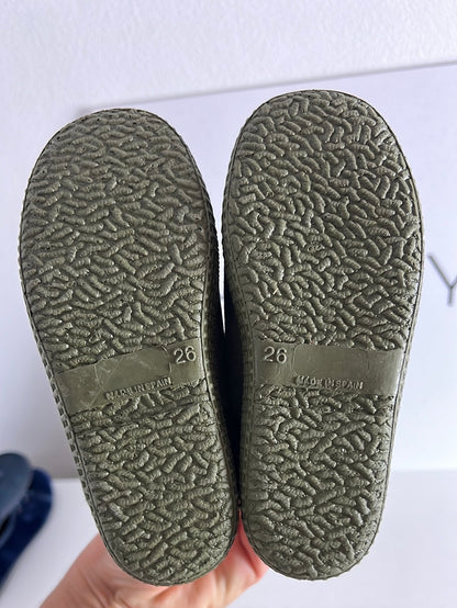 PISAMONAS. Green suede lace-up sneakers. Size 26