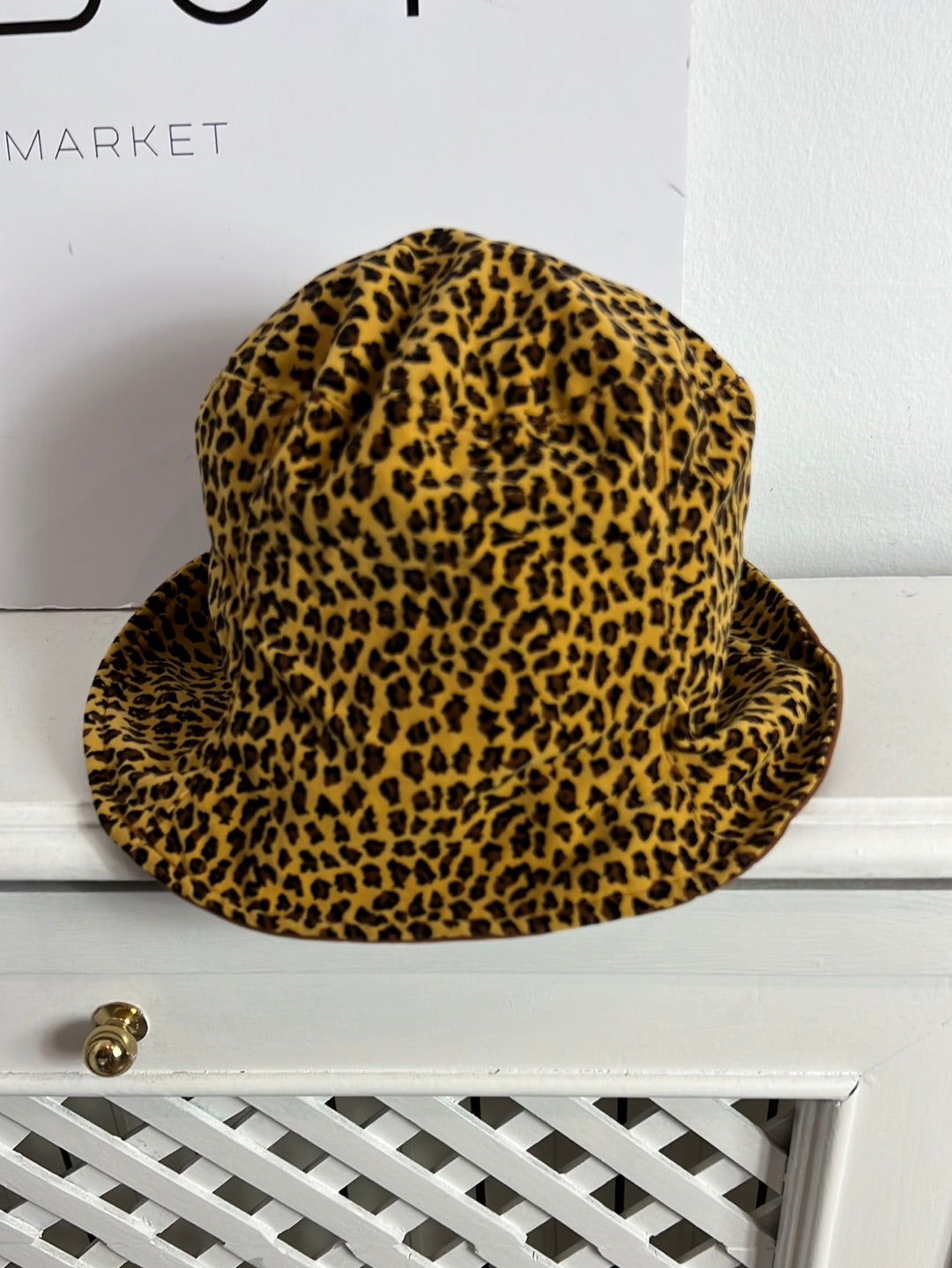 OTRAS. Bucket reversible