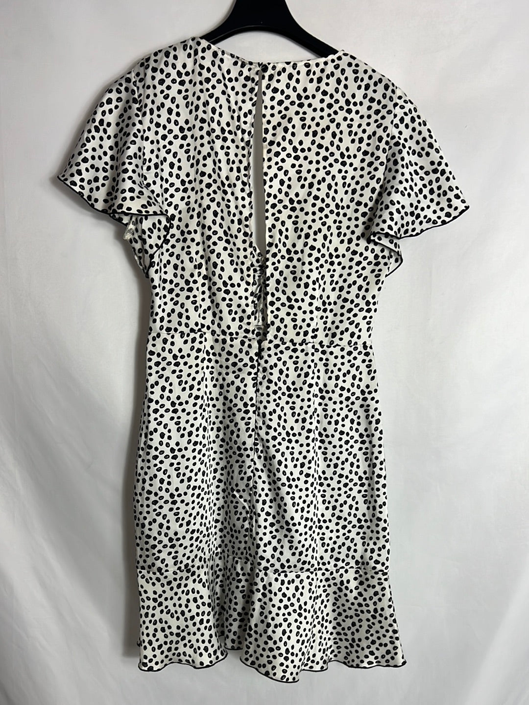 ZARA. White printed dress with back detail. TS