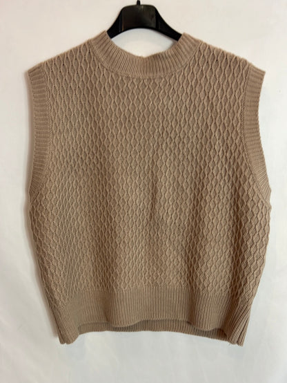 SHEIN. Chaleco beige ochos T.m
