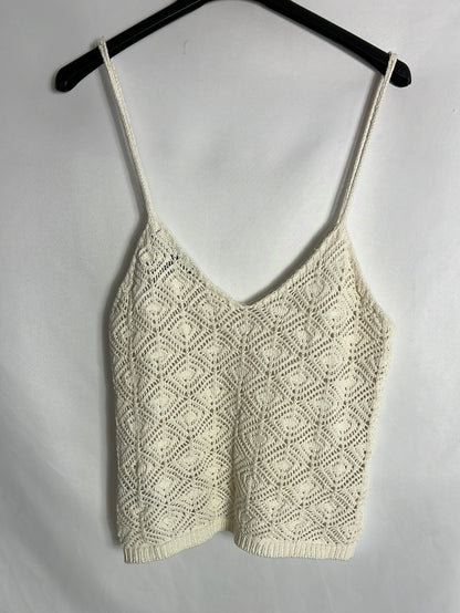 FOREVER 21. Crochet tank top. TM