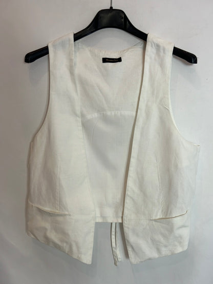 MASSIMO DUTTI. Short linen bank vest. TM