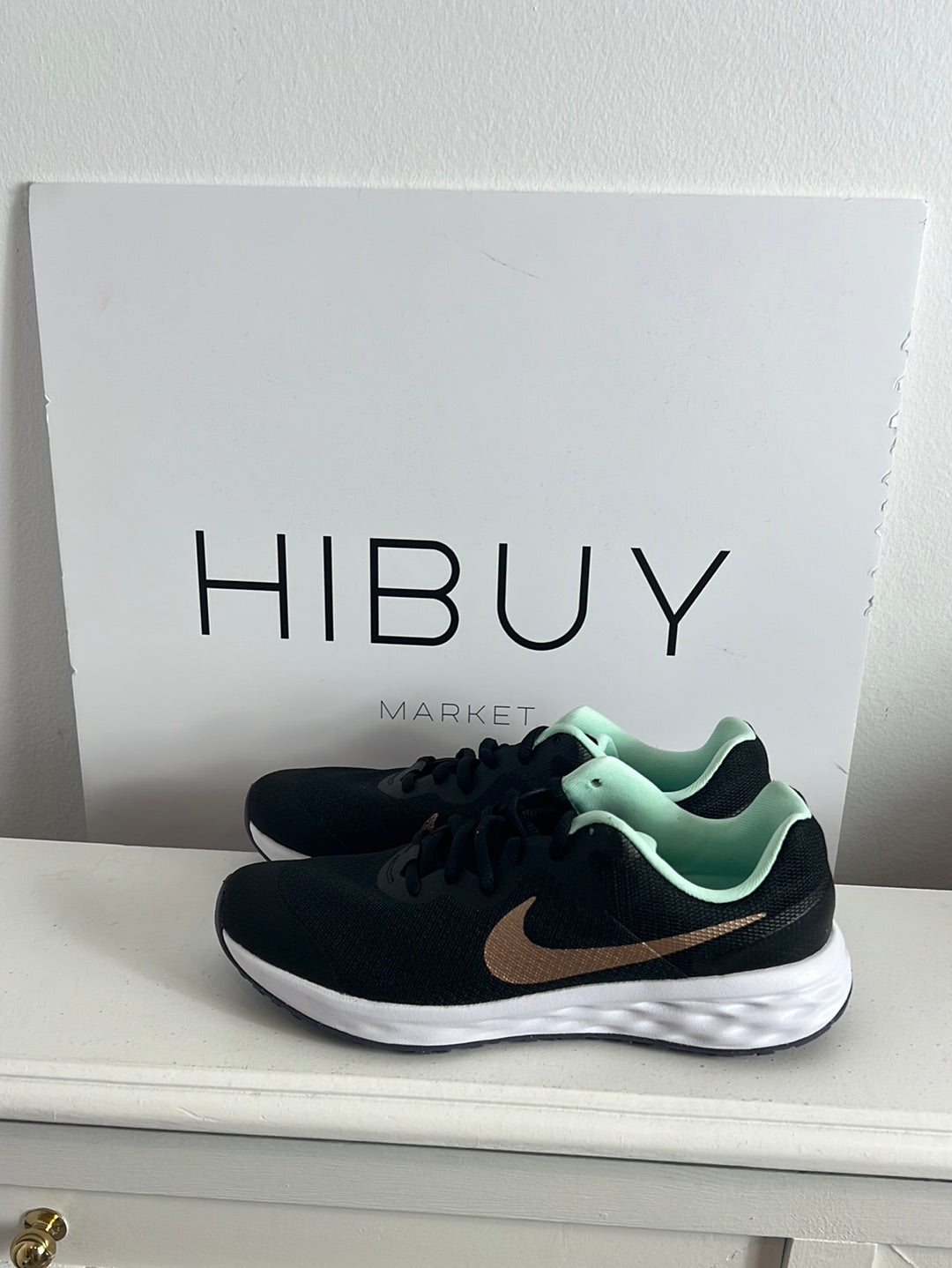 NIKE. Zapatillas negras detalles T.38