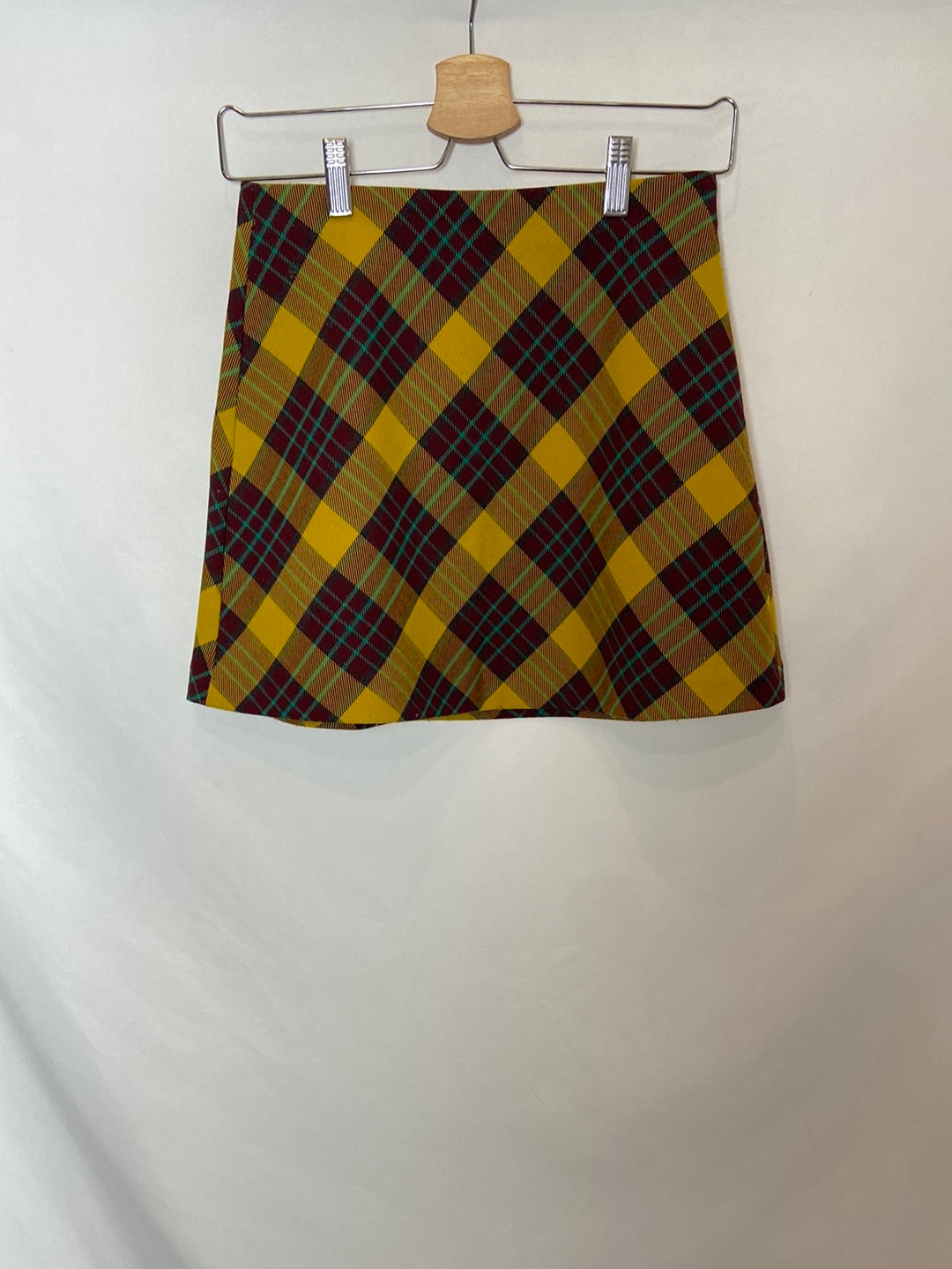 ZARA. Yellow checked skirt. TS