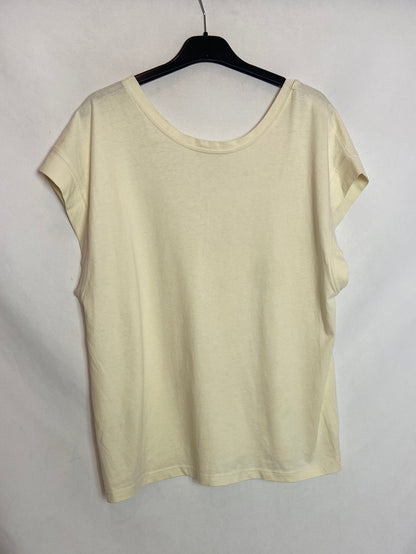 MANGO. Camiseta beige T.M