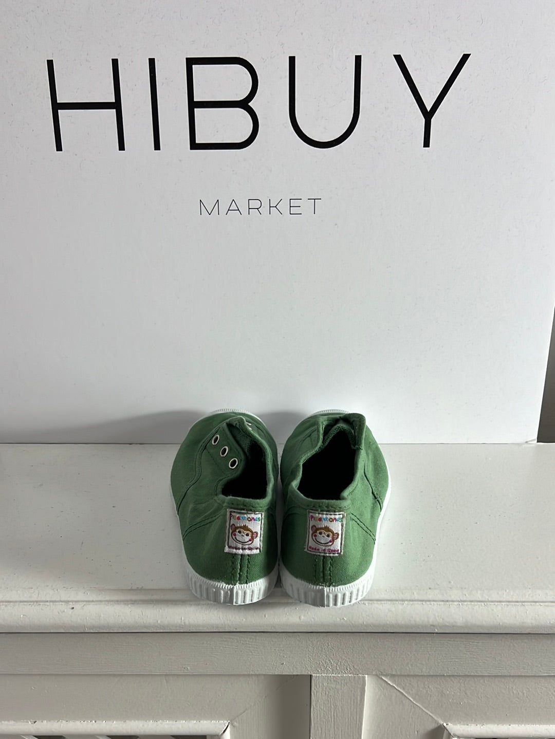 PISAMONAS. Green canvas sneakers with toe caps. Size 30