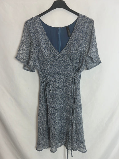 AMENAH. Blue floral dress T.1(s)