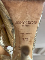 JIMMY CHOO. Sandalia peeptoes doradas textura. T 37.5