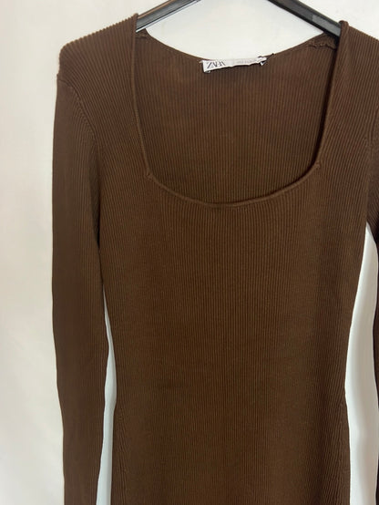 ZARA. Brown ribbed dress Tm