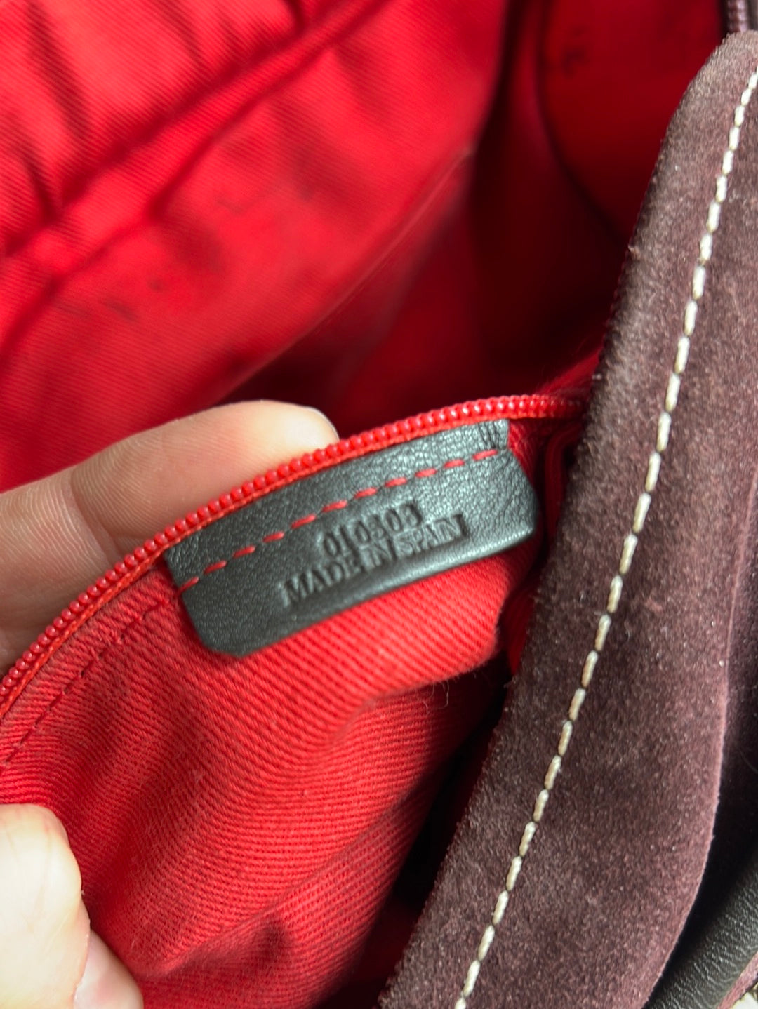 LOEWE. Bolso amazona burdeos