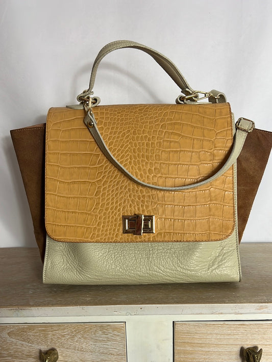 OTRAS. Bolso tote piel tricolor