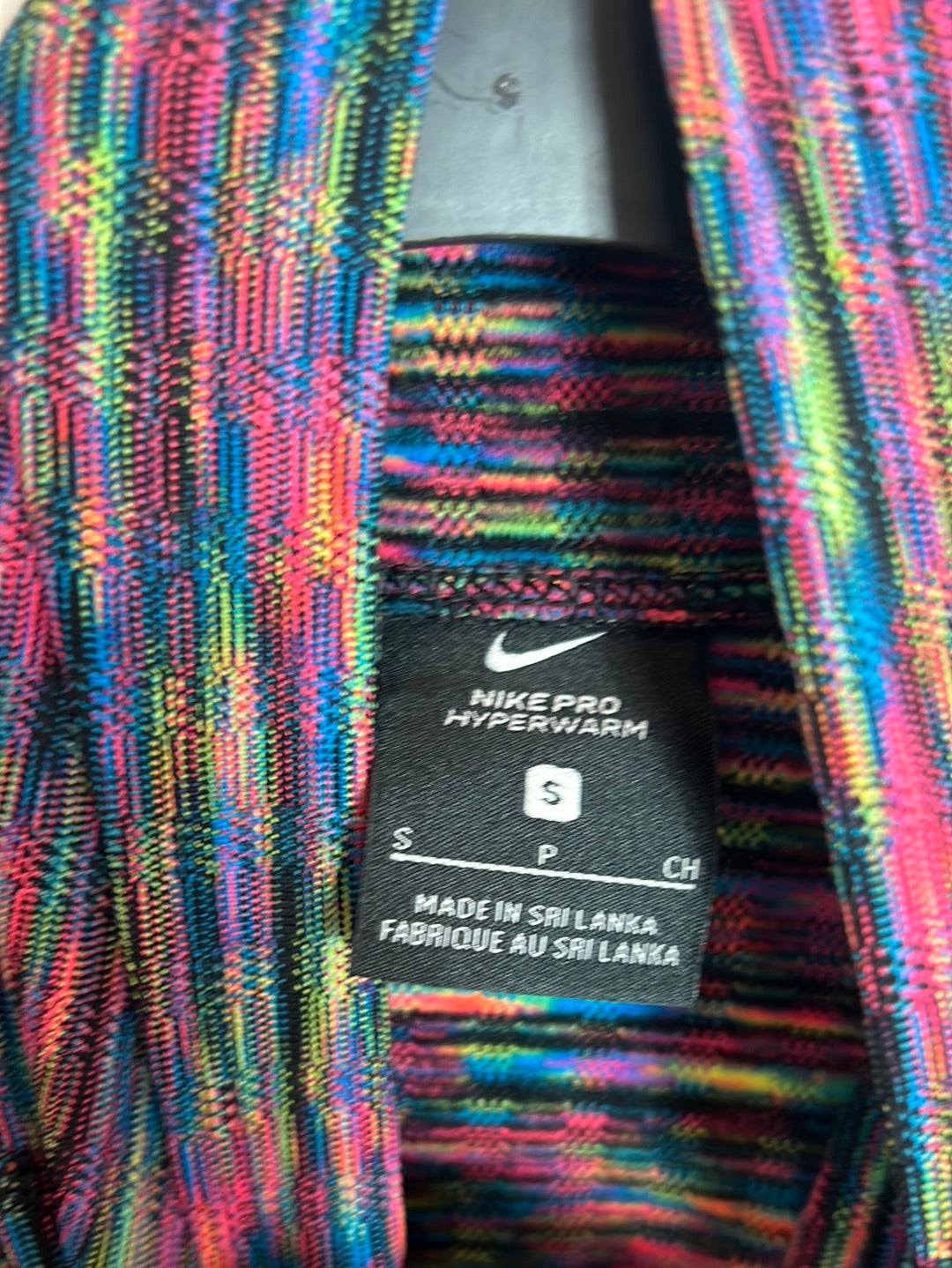 NIKE. Sudadera fina deportiva colores. T S