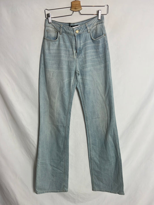 MASSIMO DUTTI. Pantalón denim pata ancha claro. T 36