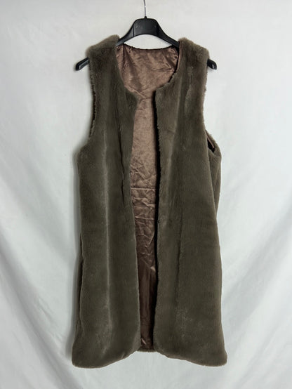 OTRAS. Chaleco pelo marrón largo T.M