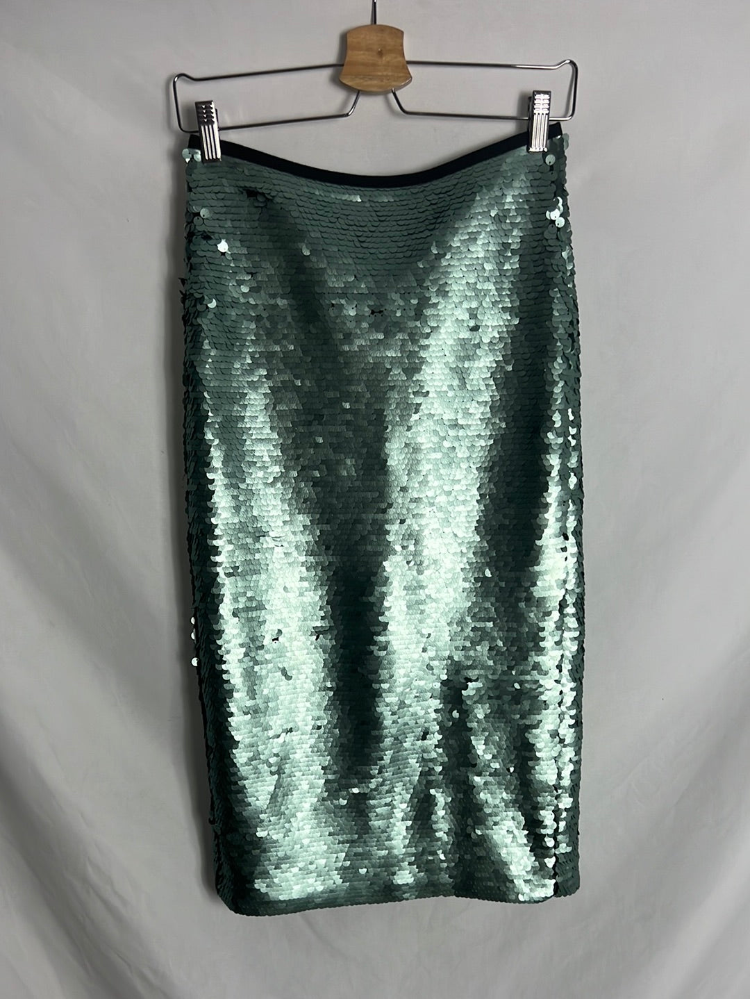 MANGO. Falda midi lentejuelas metalizada. T 34