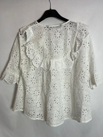 ZARA. Top blanco troquelado. T S