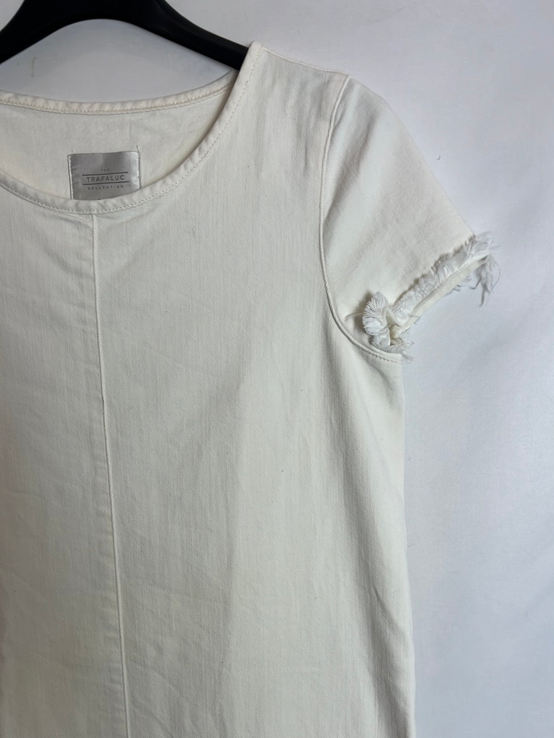 ZARA. Short white denim dress. TS