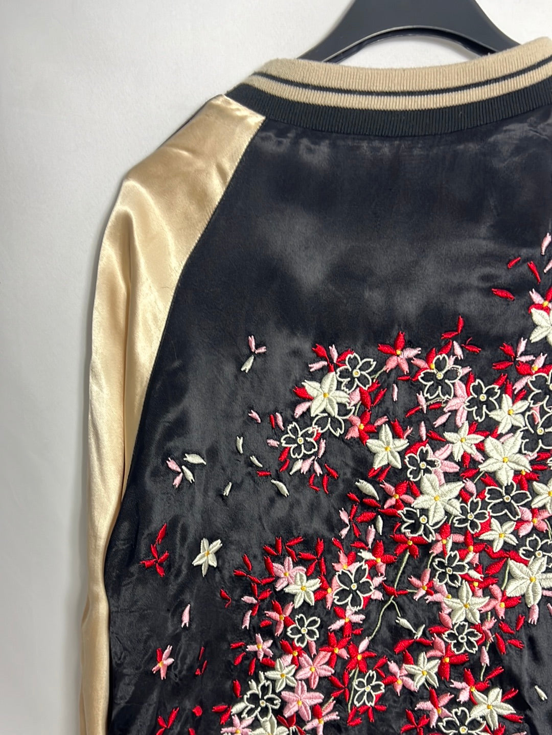 ZARA. Bomber reversible satinada. T M