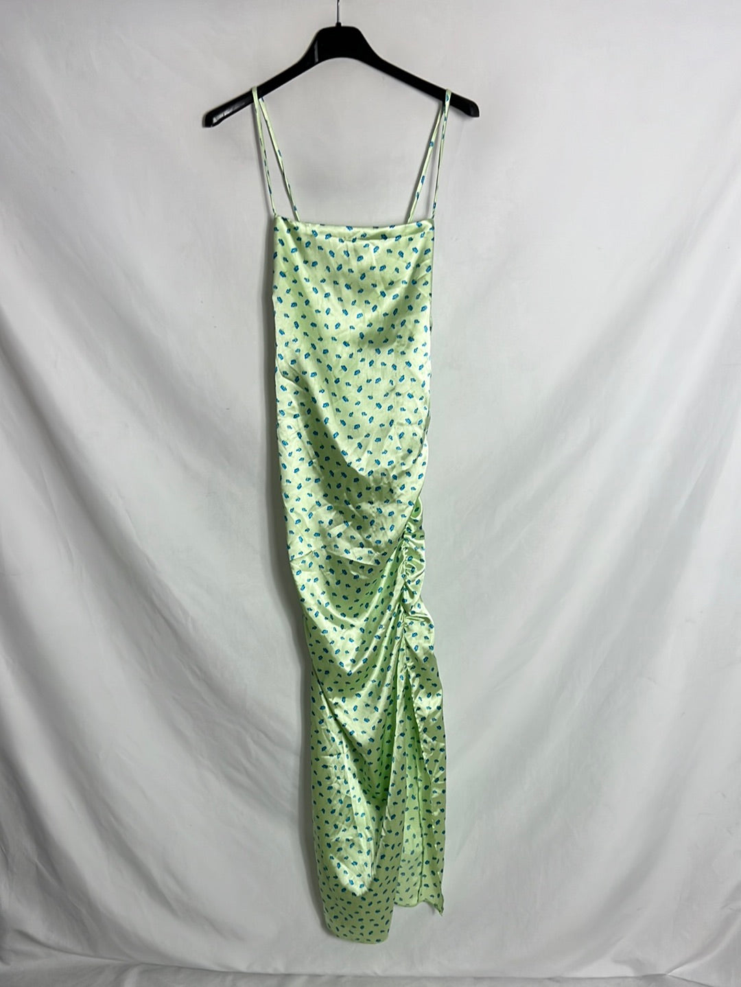 ZARA. Vestido midi satinado flores. T M