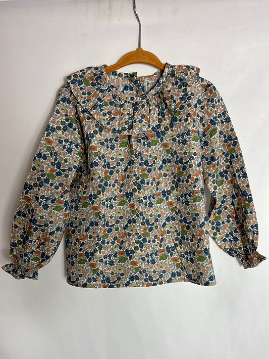 REGINA FOR KIDS. Blusa flores mini tonos azules y marrones. T 3 años