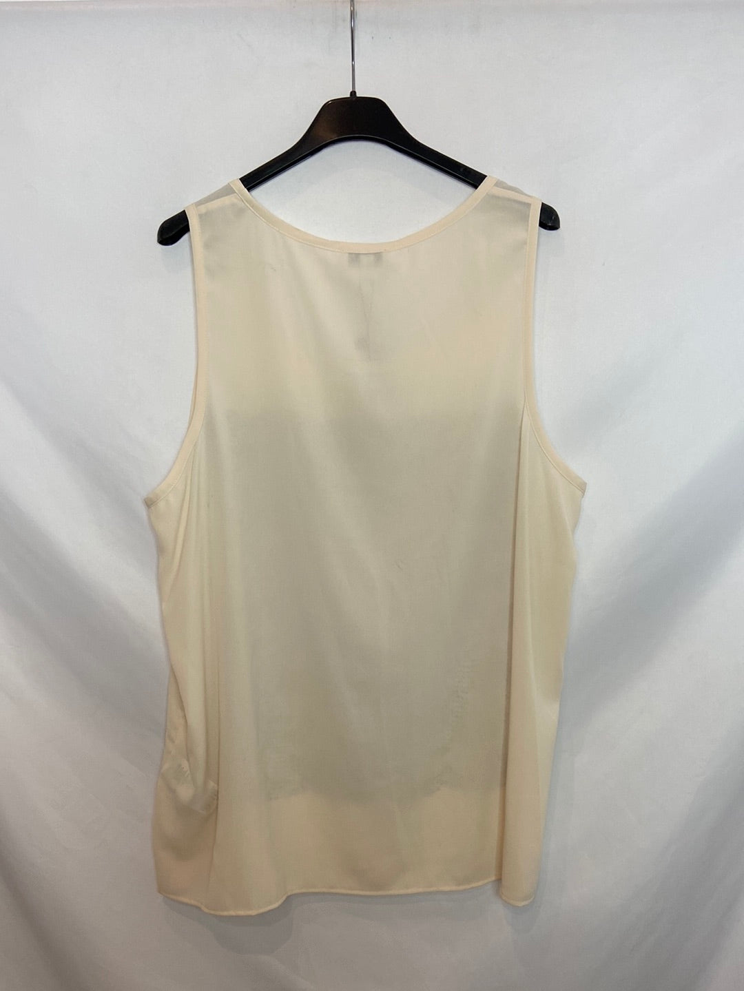 CORTEFIEL. Top blanco lentejuelas T.XXL