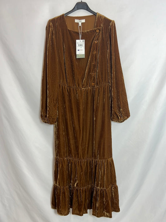 INTROPIA. Brown velvet midi dress. TS