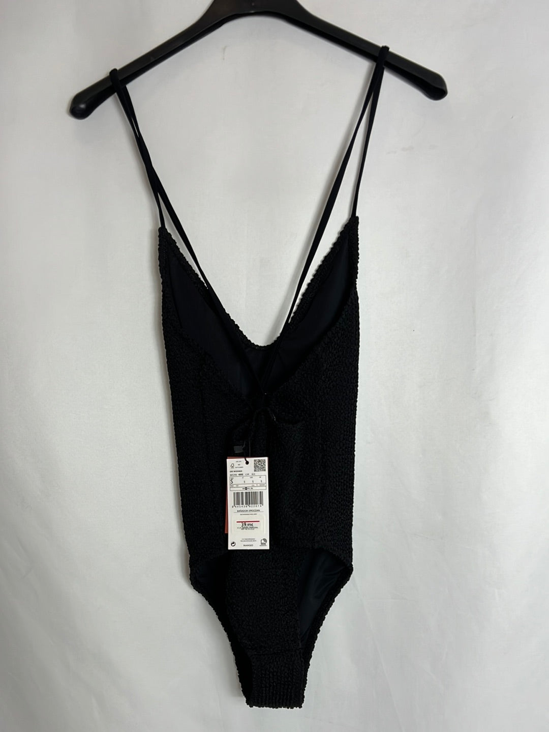 MANGO. Bañador negro textura. T S