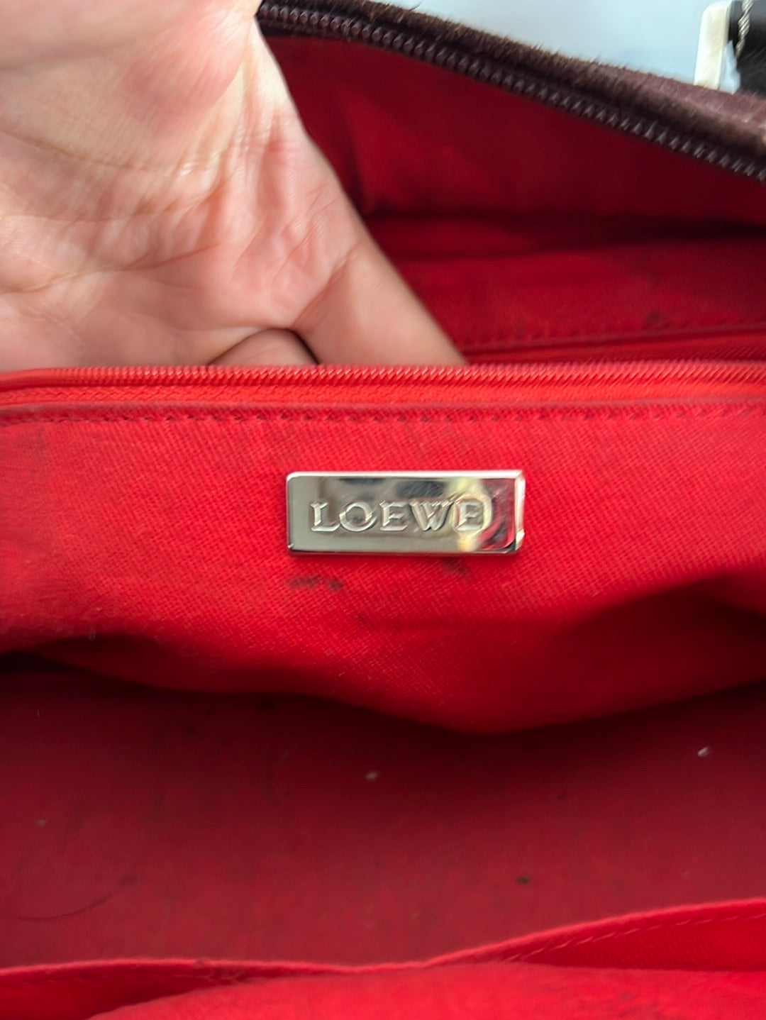 LOEWE. Bolso amazona burdeos