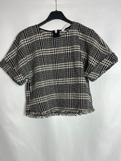 ZARA. Short-sleeved tweed top. Size XS