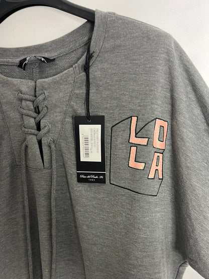 SH COLLECTION. Gray sweatshirt with letters. TM