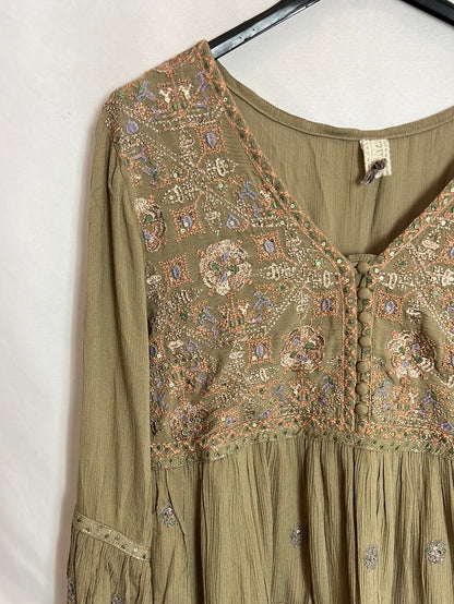 NEKANE. Tl embroidered green dress