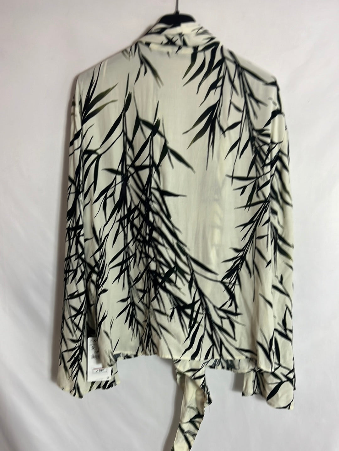 ZARA. Sobre camisa fluida estampada. T S