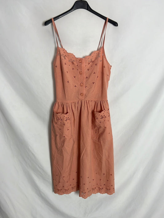 OTRAS. Vestido rosa troquelado detalle botones. T 40