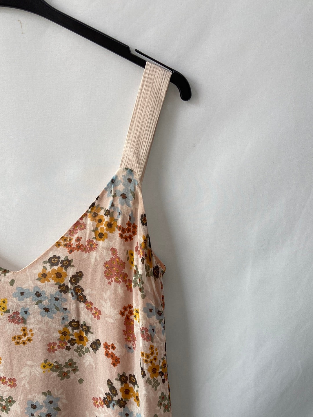 MASSIMO DUTTI. Pink floral top T.34