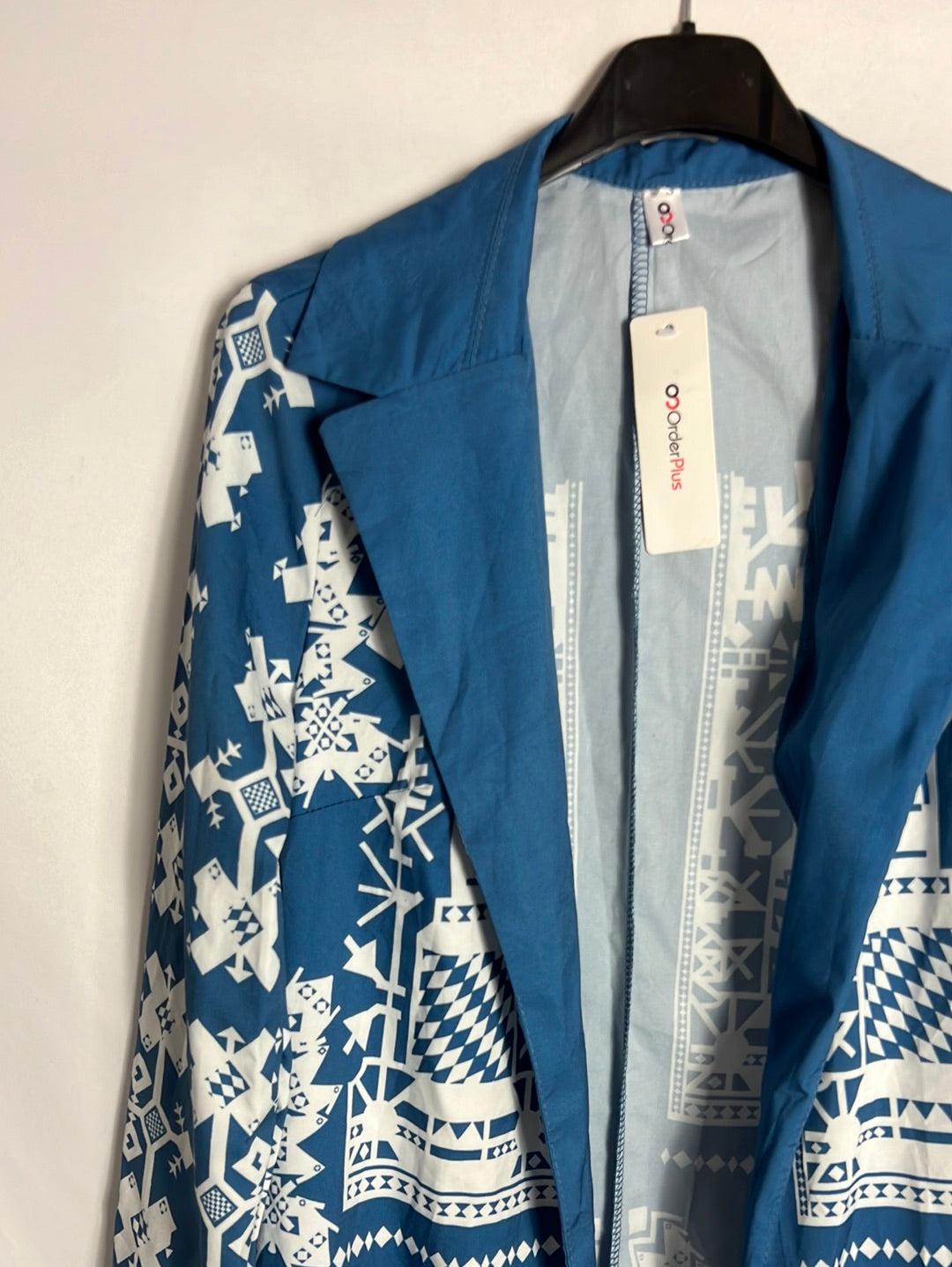 OTHERS. Long blue kimono with Ts print