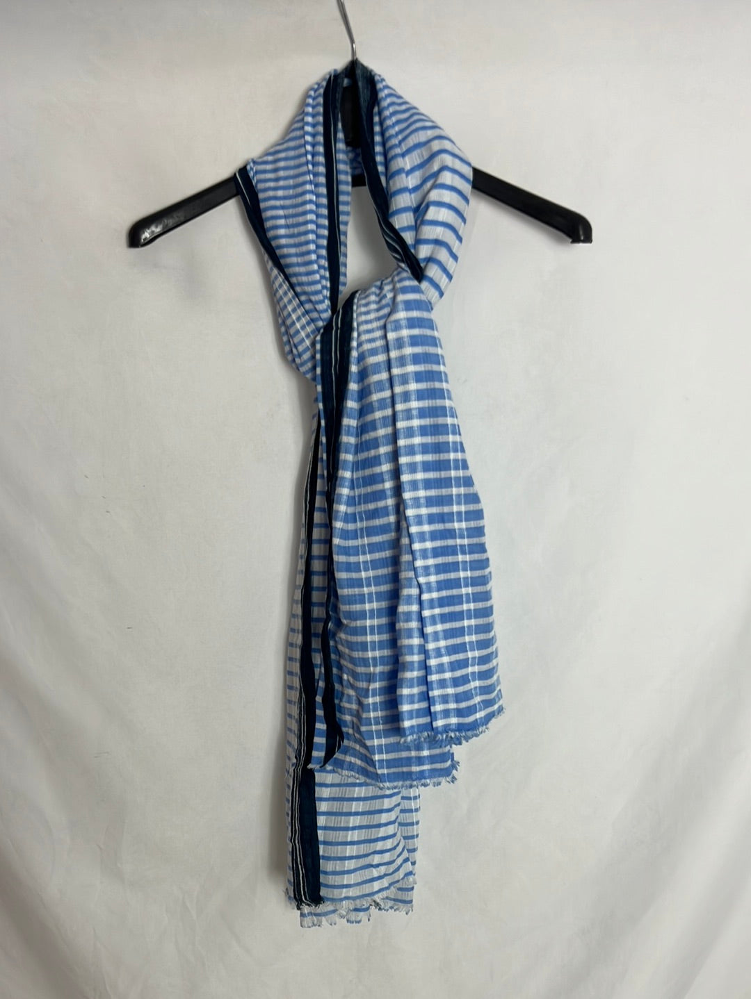 ZARA. Pañuelo azul rayas