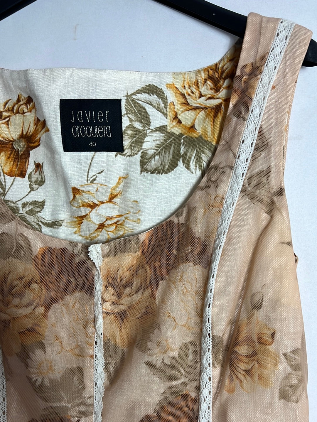 JAVIER OROQUIETA. Total look falda y top lino estampado. T 40 (tara)