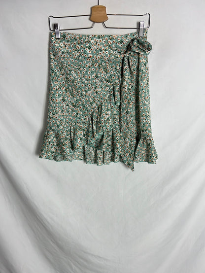 SHEIN. Falda corta cruzada flores. T S