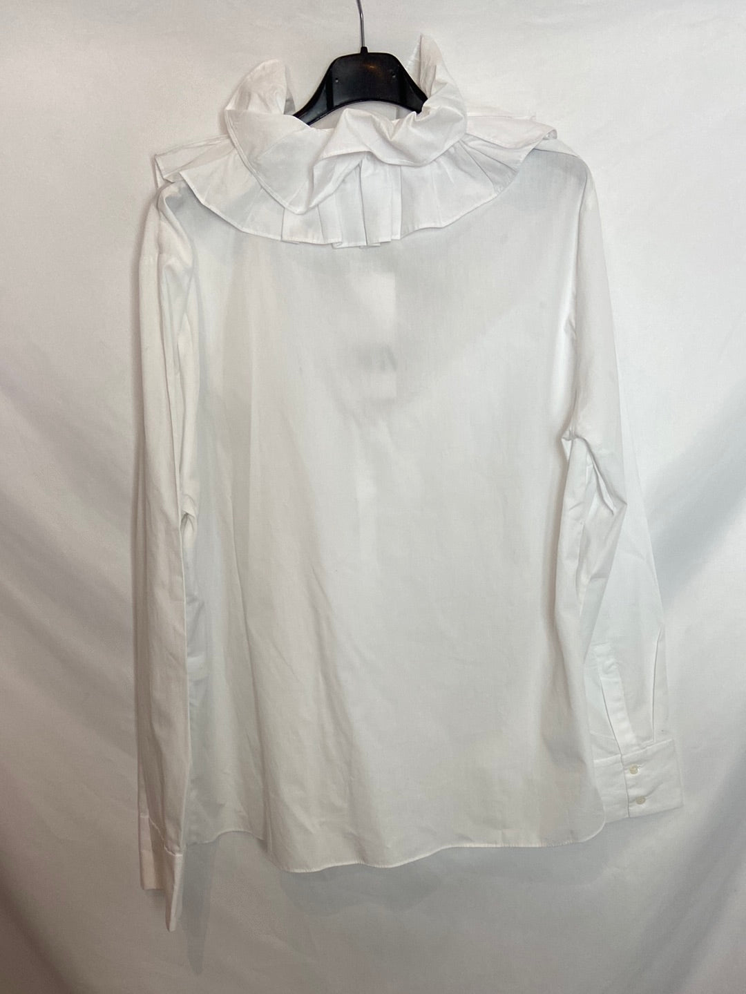 ZARA. White blouse with ruffles, size XXL