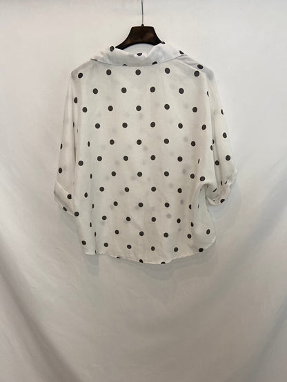 OTRAS. Camisa blanca lunares TU. (M)