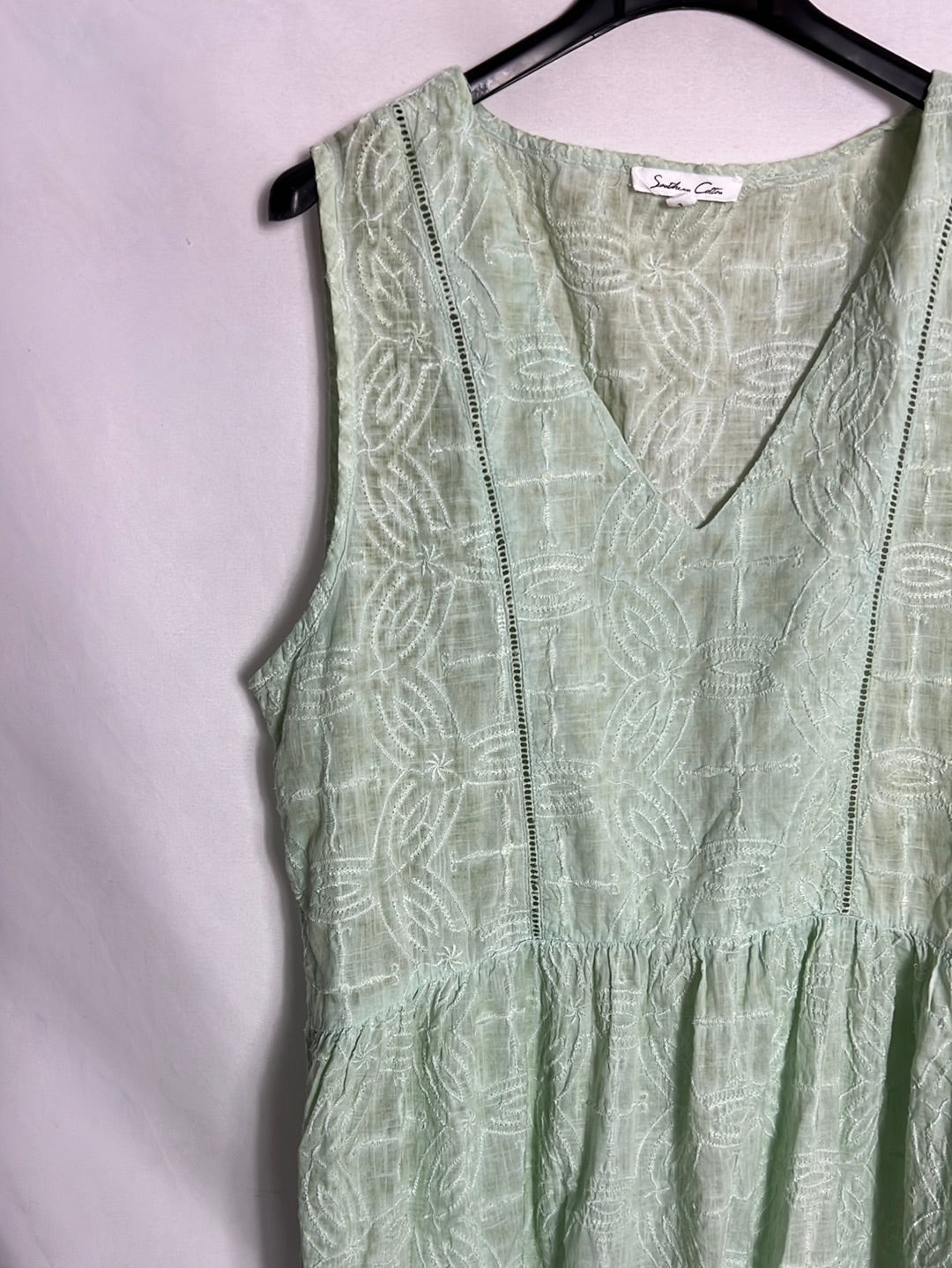 SOUTHER COTTON. Vestido midi textura verde claro. T L