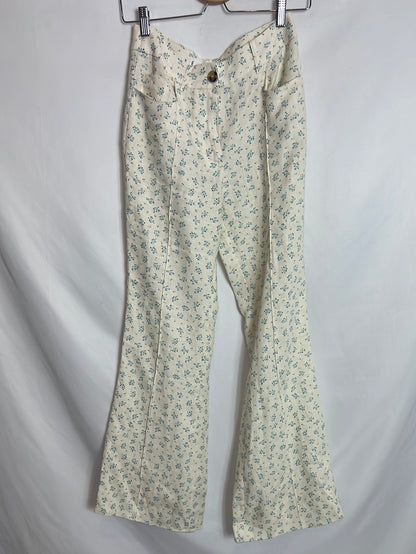 MANGO. Pantalón lino fluido flores. T 34