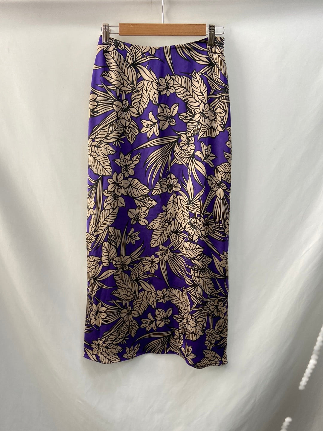 ROBERTO TORRETTA.Long printed skirt T.36