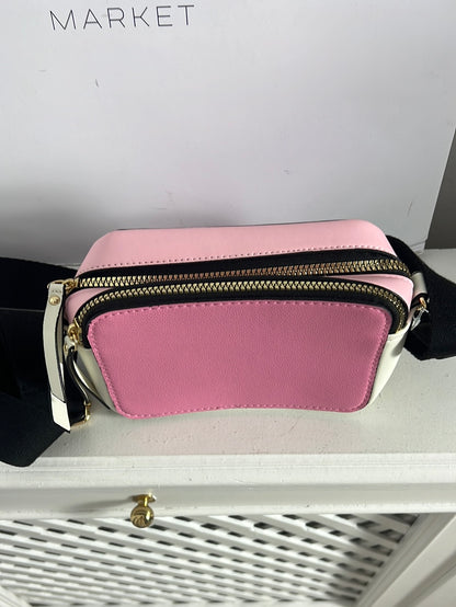 PRIMARK. Pink and white bag with fabric handle