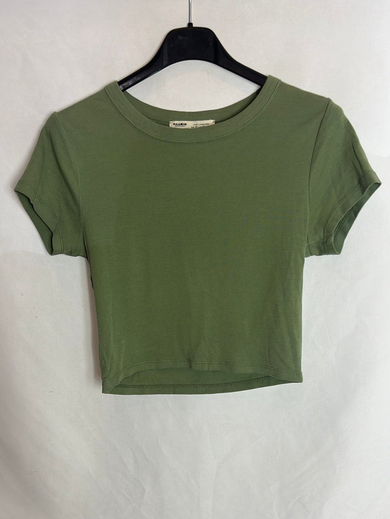 PULL&BEAR. Camiseta crop verde T.s