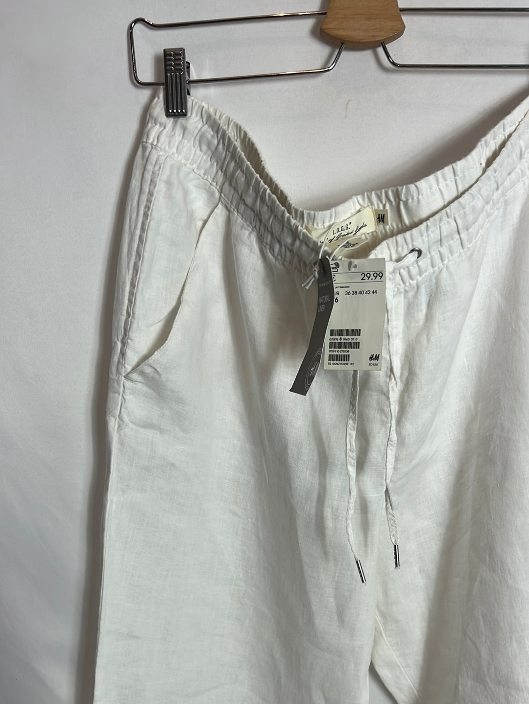 H&amp;M. Off-white linen trousers. Size 46