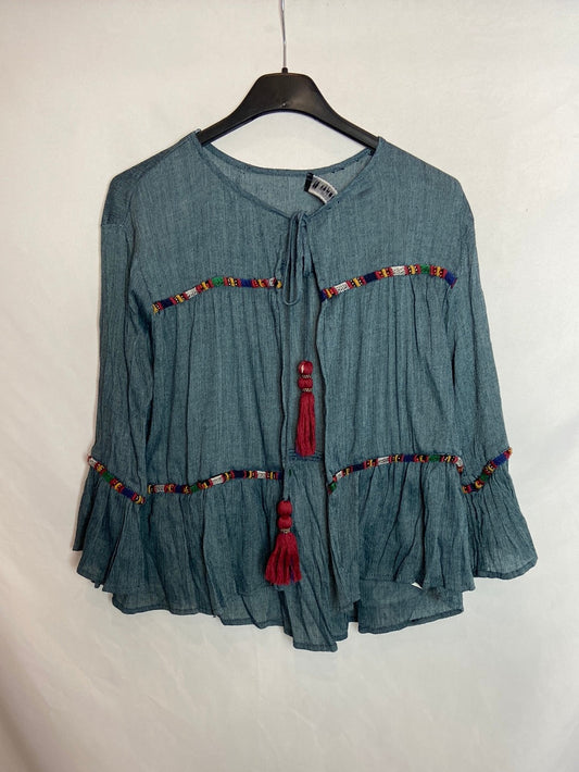 ZARA. Sobrecamisa lazada borlas. T.M