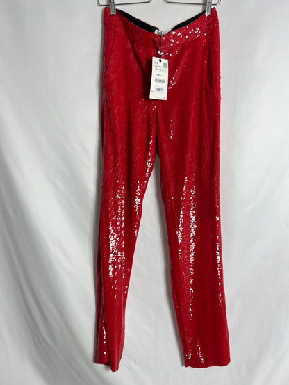 ZARA. Total look blazer y pantalón rojo lentejuelas. T S